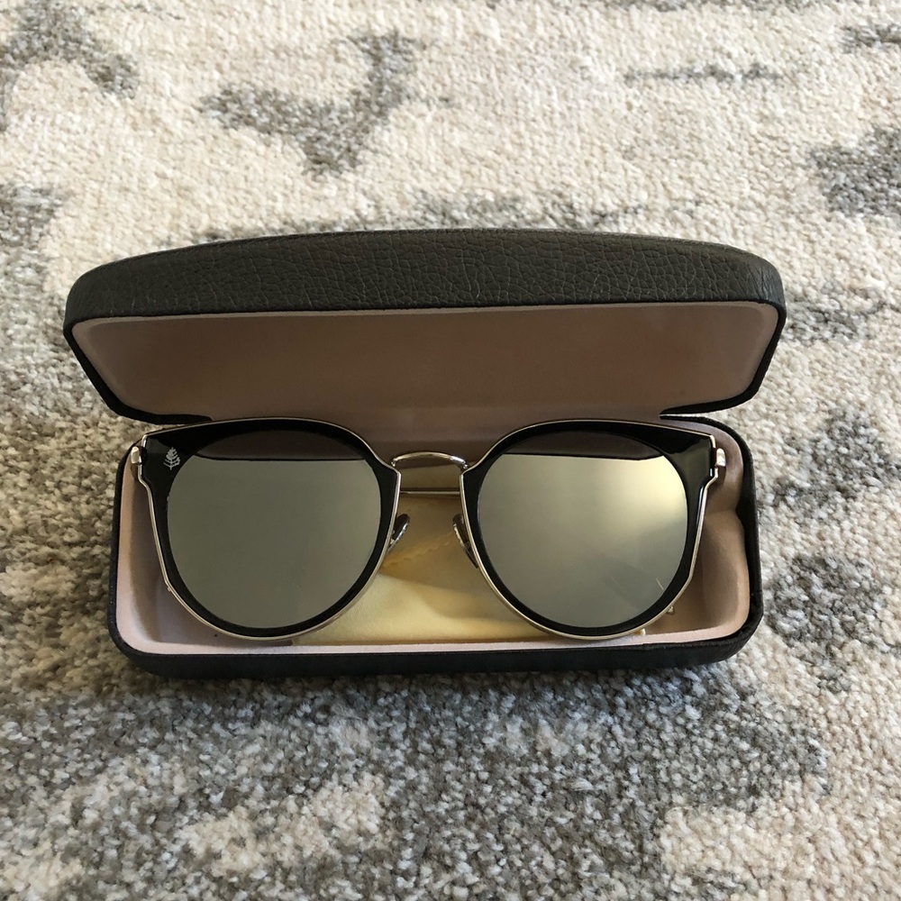 Four Seasons Mirrored Oversize Sunglasses